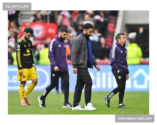 布伦特福德4-2埃弗顿，伊戈尔·蒂亚戈上演帽子戏法